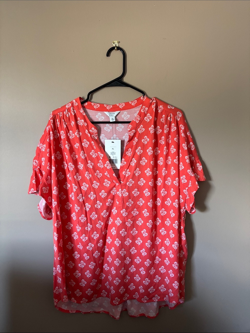 crown & ivy Coral Floral V-Neck Blouse